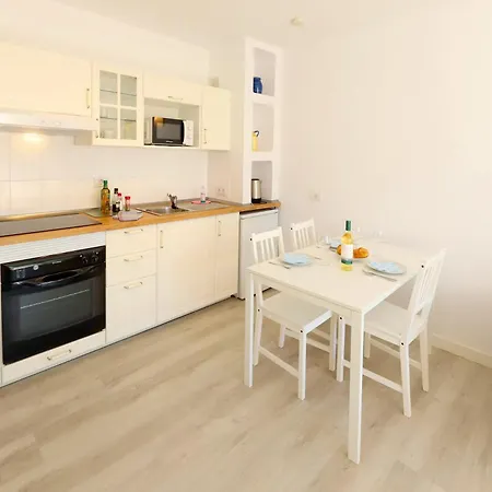 Salmarina Tatil parkı 2*